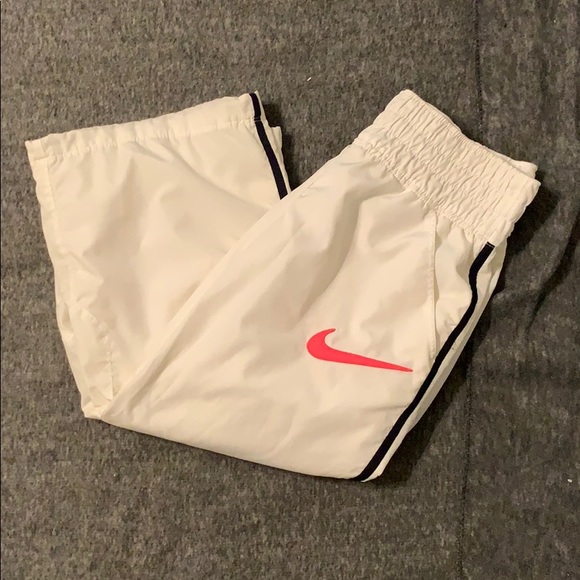 Nike Capri Windpants - Picture 2 of 2